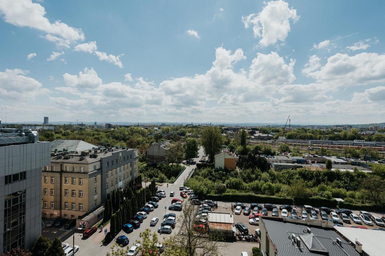 Апартаменты Sky Mountain View Free Parking Краков Экстерьер фото